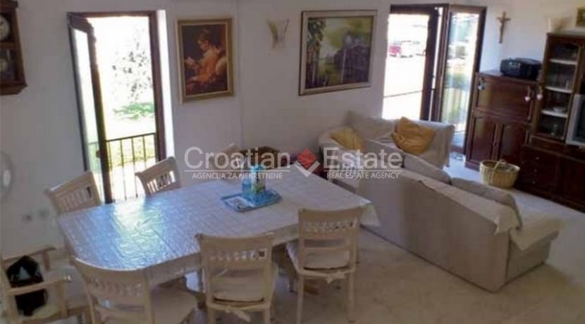 business permises hotel disco club restaurant pizzeria croatia for sale (14)