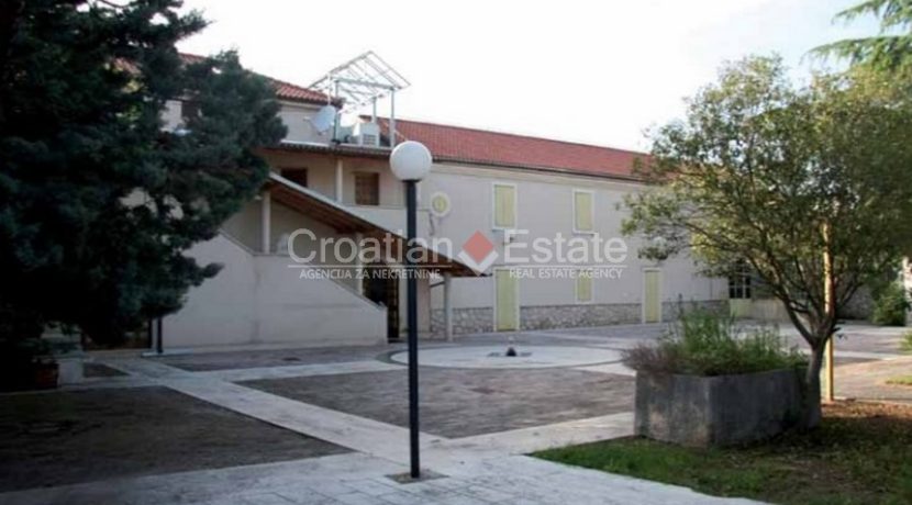 business permises hotel disco club restaurant pizzeria croatia for sale (4)