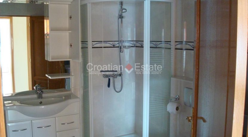 ciovo trogir croatia seafront house direct sea view for sale (6)