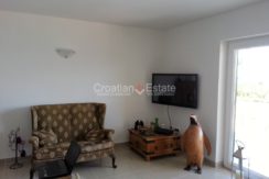 brac villa seafron pool for sale (22)