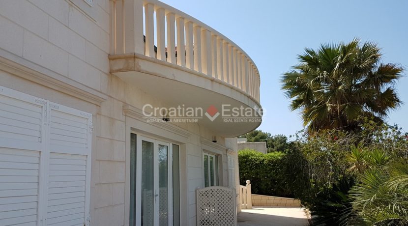 brac villa seafront for sale (6)